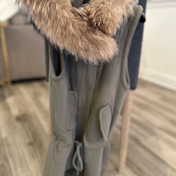 THEORY Cute Winter Vest w/ Hood, New, Army Green, Fur Hood Liner Option, Small - Picture 2 of 15